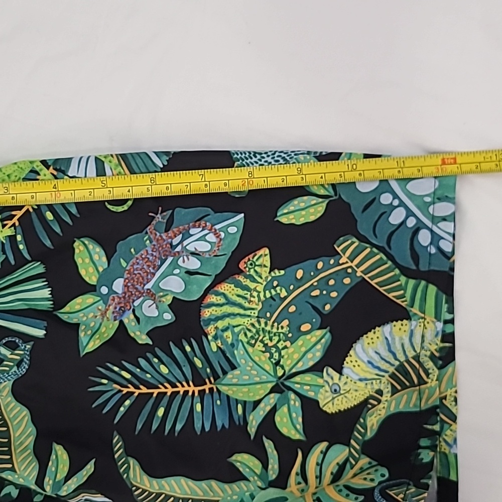3/$21 H&M Kids Swim Trunks Sz 8-10 Cool tropical print! - Picture 7 of 7